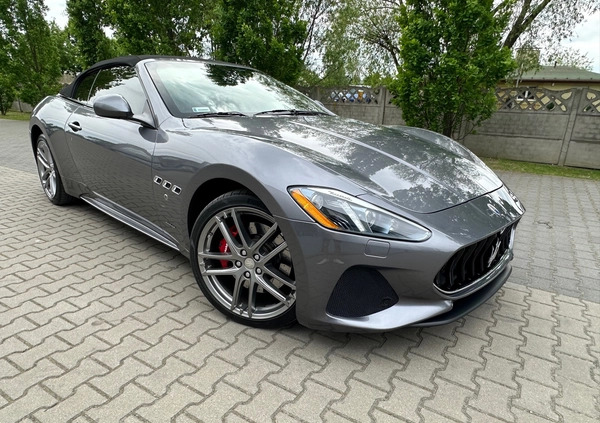Maserati GranCabrio cena 499900 przebieg: 19600, rok produkcji 2019 z Poznań małe 466